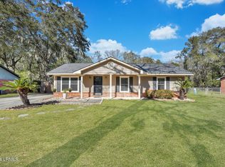 27 Hewlett Rd, Beaufort, SC 29907
