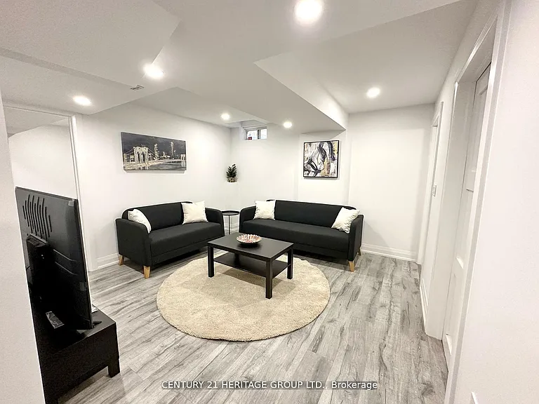 29 Eminence Rd E #BASEMENT — Photo 6