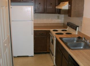11005 NW Player Dr APT D, Parkville, MO 64152