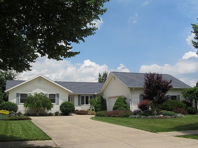 1st image of 322 Thornwood Dr