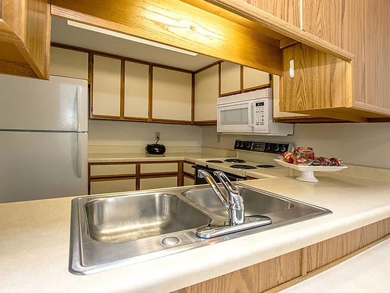 Ashley Oaks Apartments — Photo 24