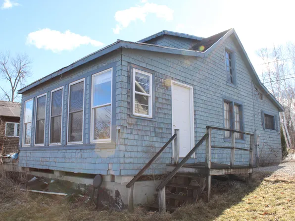 81 Orono Landing Road, Orono, ME 04473