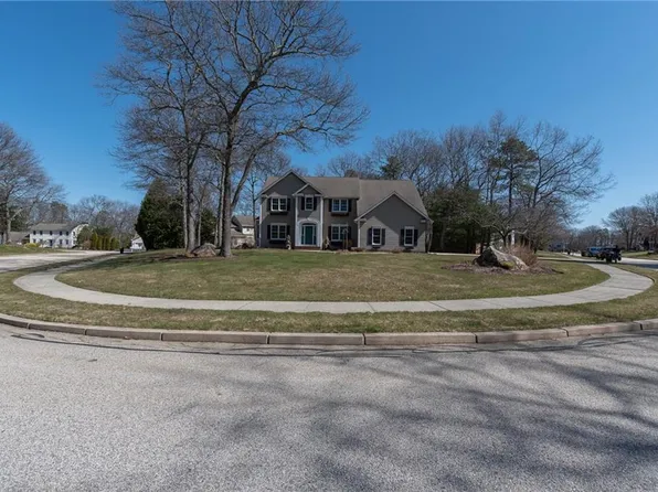 6 White Oak Ct, Coventry, RI 02816