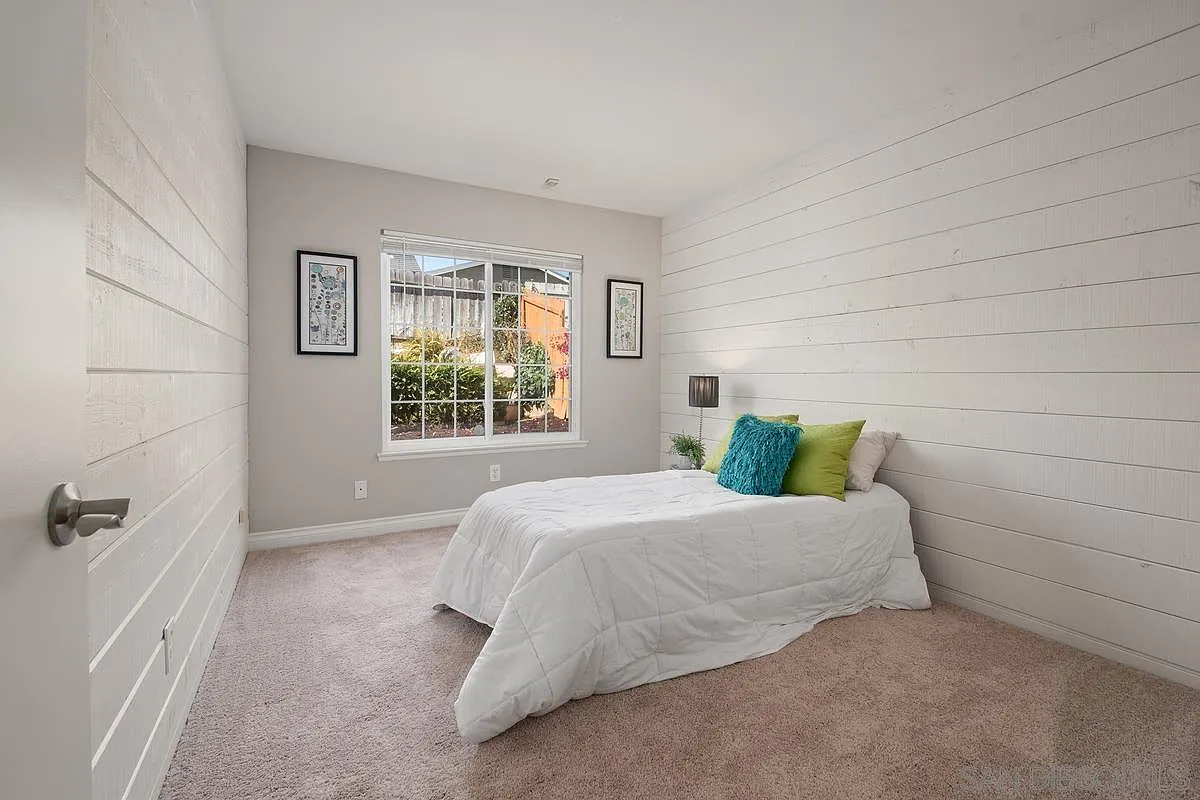 9104 Libra Dr — Photo 2