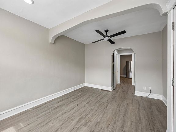 5th image of 1117 Rosalie St