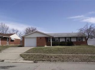 7044 Bascombe Dr, Dayton, OH 45424