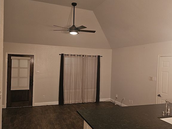 3rd image of 130 Beaver Creek Dr