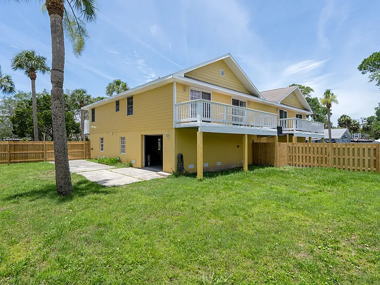 8128 Papaya St #A — Photo 34