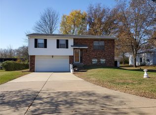 805 N State St, Freeburg, IL 62243