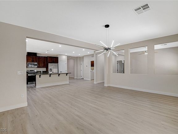 5th image of 6429 Mayfair Park St