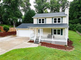 12 Sweetbriar Ct, Asheville, NC 28803