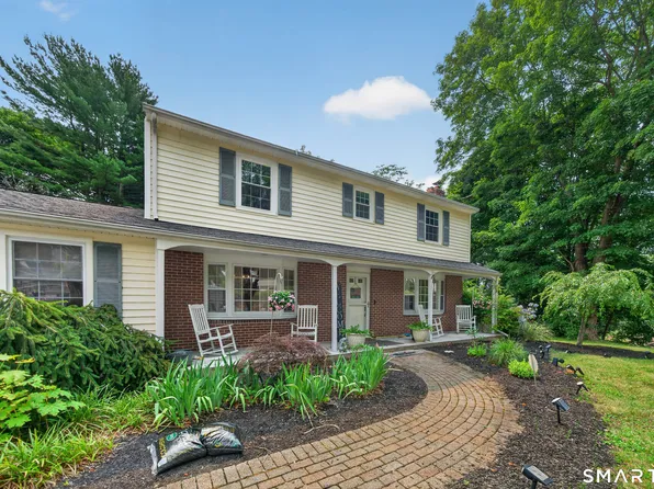 215 West Pond Rd Extension, North Branford, CT 06471