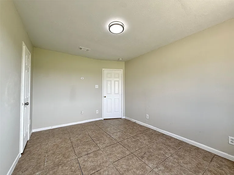 13706 Audra Ln — Photo 16