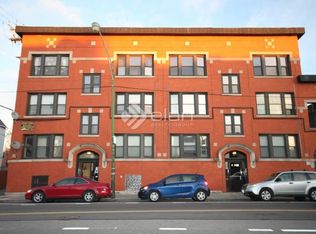 3152 W Diversey Ave #2, Chicago, IL 60647