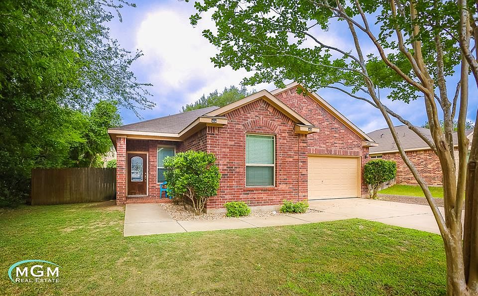1st image of 4011 Louise Dr