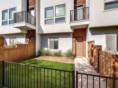 3816 Roseland Ave #C200, Dallas, TX, 75204