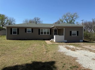 506 N Sharon St, Tecumseh, OK 74873