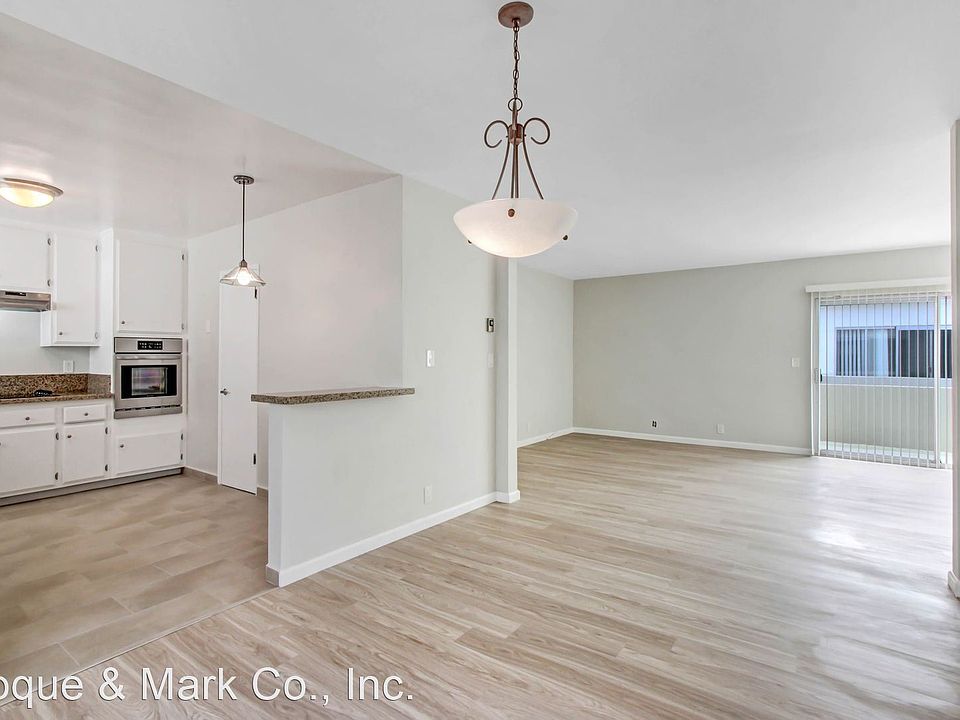 1st image of 845 20th St APT 203