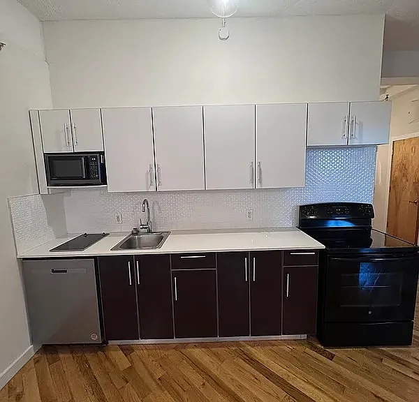 29-28 41st Ave #404 — Photo 4