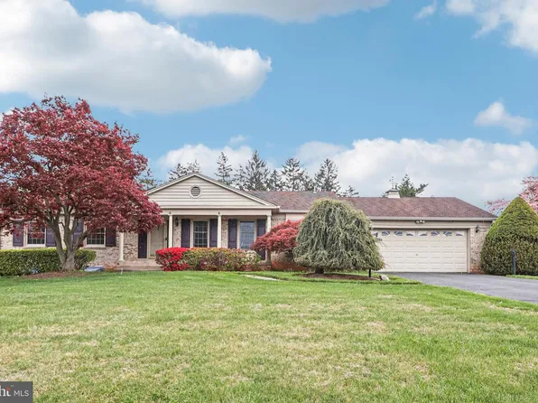 16505 Henry Dr, Gaithersburg, MD 20877