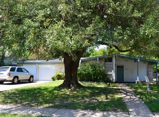 9642 Richmond Ave, Houston, TX 77063