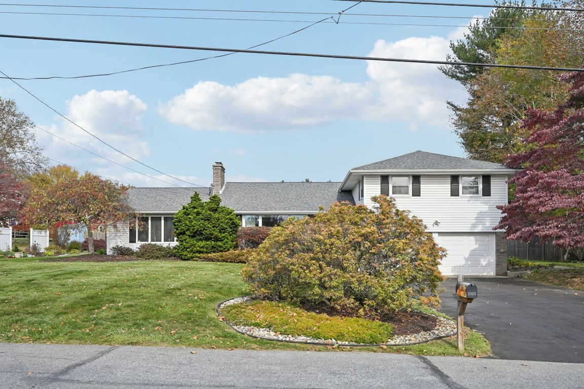 Northampton St-S3010-001.jpg