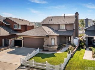 28742 Magnolia Way, Santa Clarita, CA 91390