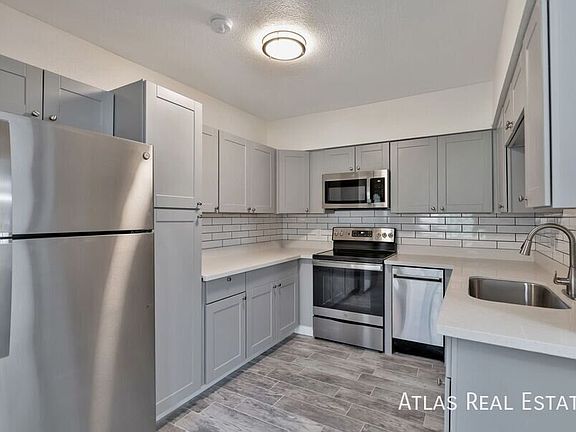 3rd image of 2530 N 17th Way APT 3
