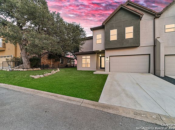 2nd image of 2518 Camden Park