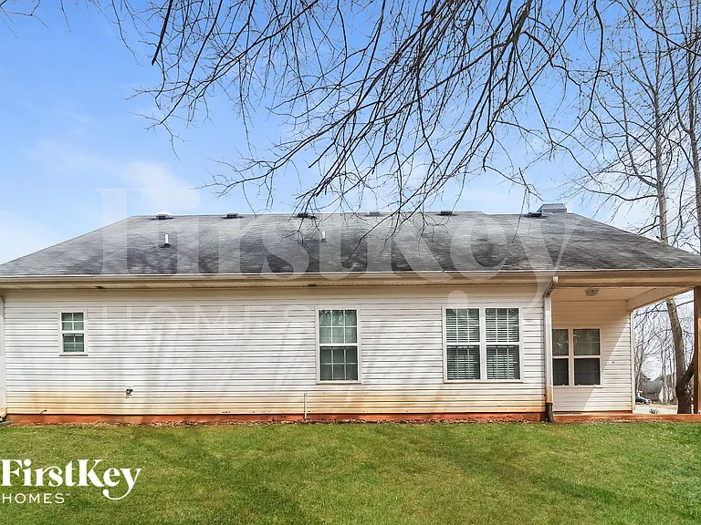 85 Meadow Spring Ct — Photo 16
