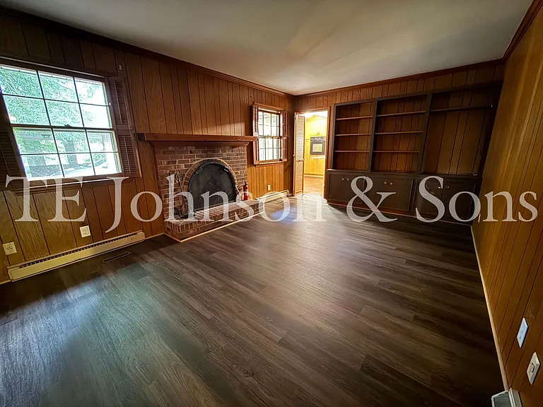 2722 Winslow Ln — Photo 24