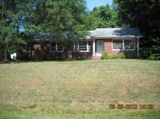 533 Edgewater Dr, Gaffney, SC 29340