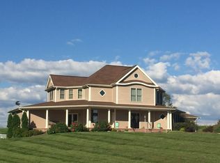 2220 Bishop Rd, Blacksburg, VA 24060