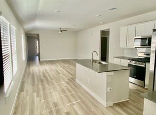 920 Kickapoo Ln, College Station, TX 77845