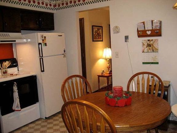 4th image of 2514 Mose Ave