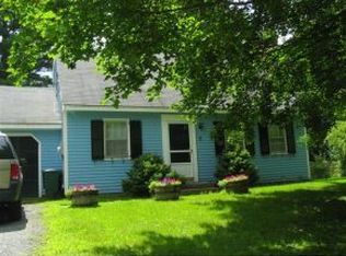5 Woodmore Dr, Hanover, NH 03755