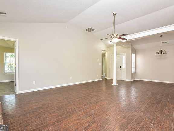 3rd image of 1127 E Briar Gate Ct