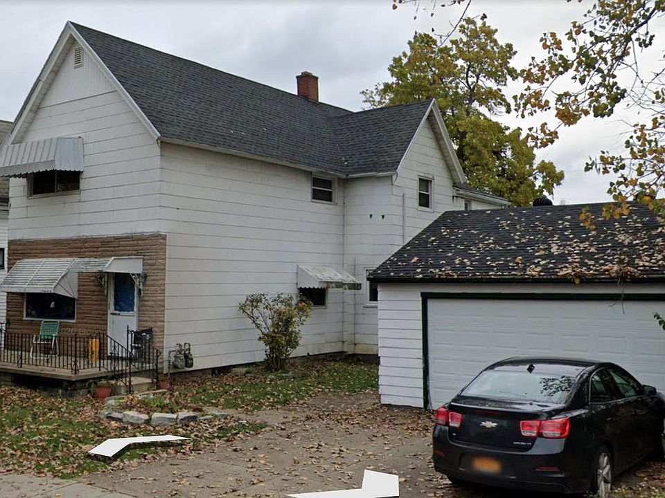 1st image of 72 Dempster St #2