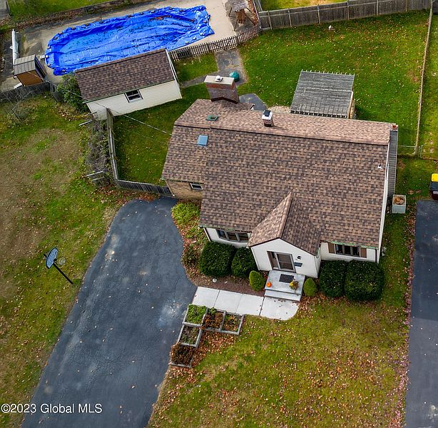 2nd image of 46 Pashley Road