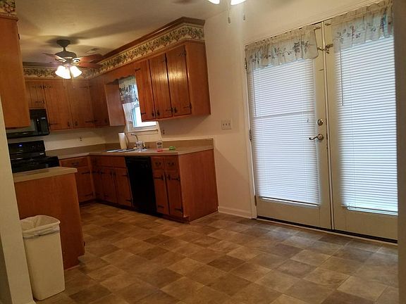 2nd image of 4753 Ichabod Cir NE