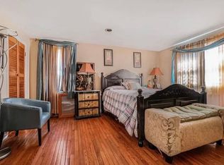 43 Goshen St #1, Elmont, NY 11003