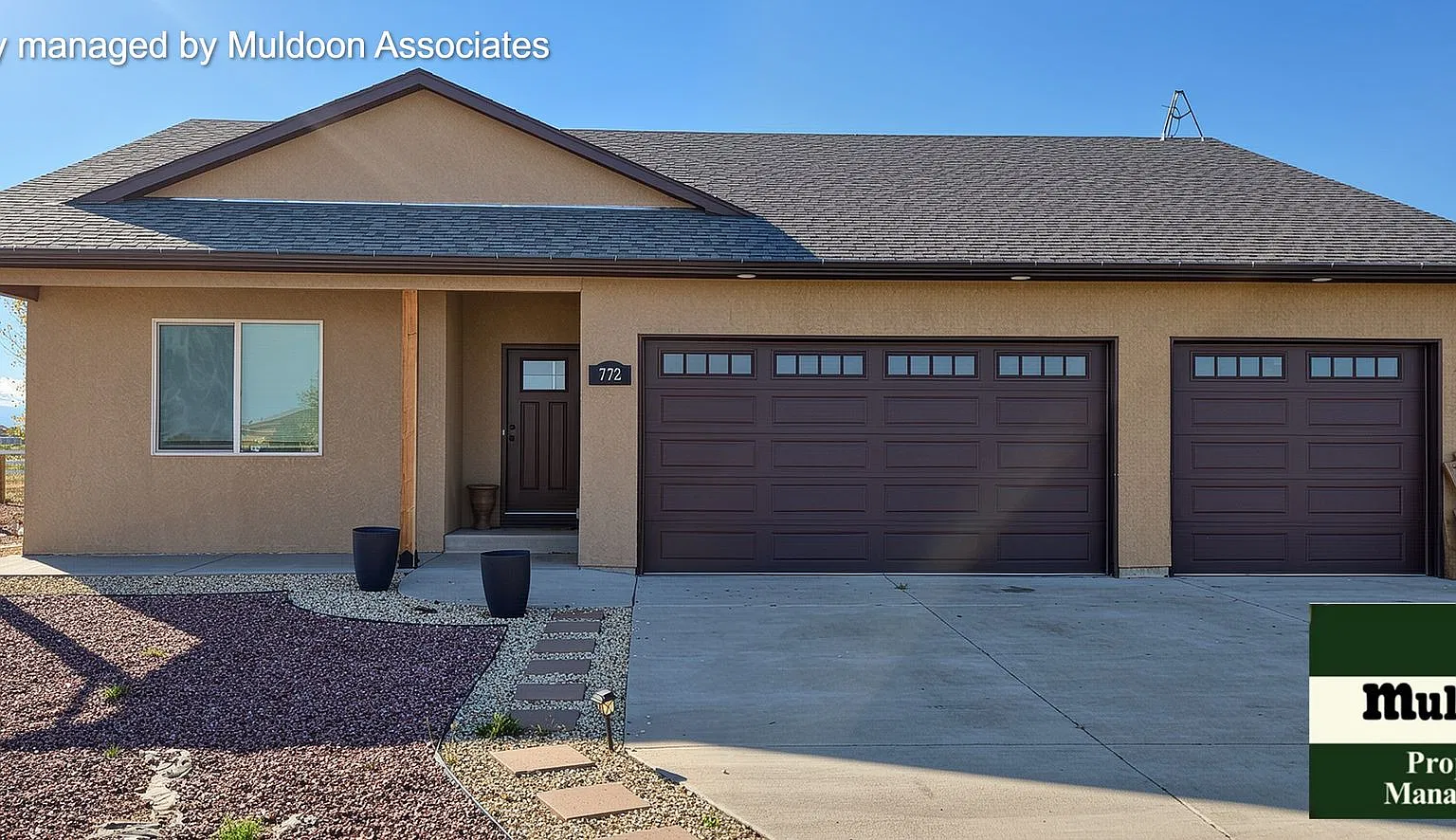 Pueblo West 3 bed 2 bath rancher on 1 acre with attached 3 car garage! — Photo 1