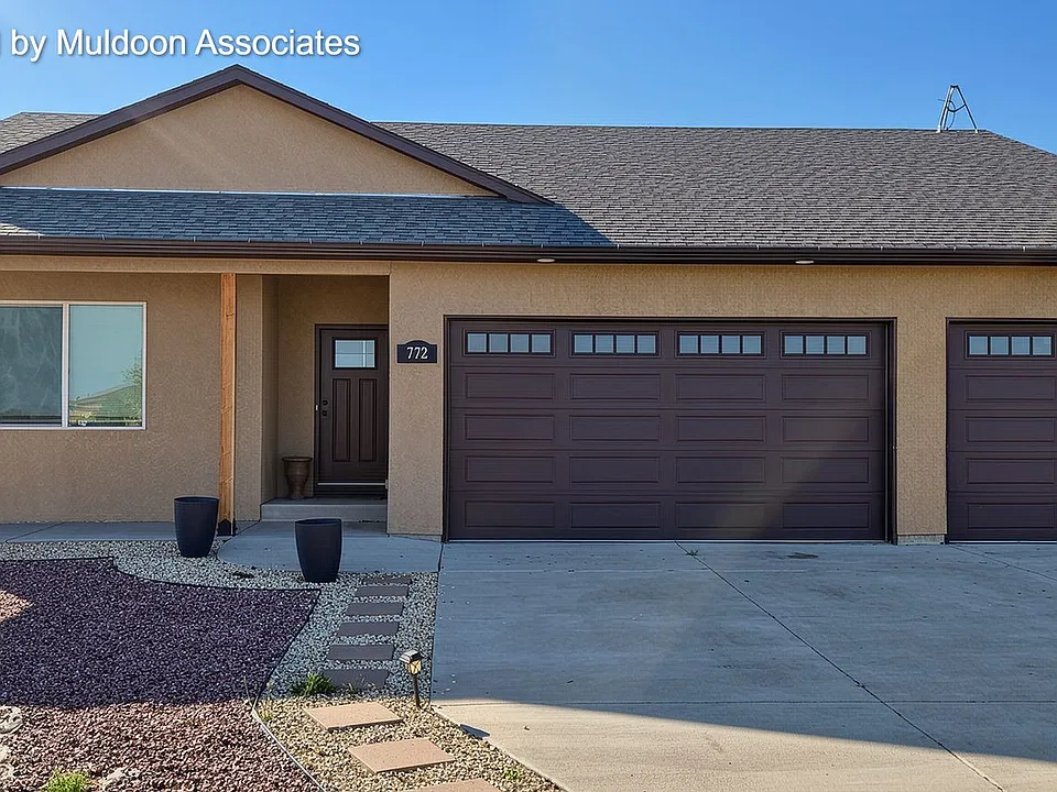 772 E Longsdale Dr