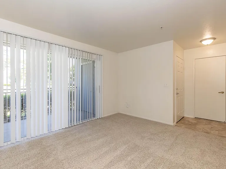 Cambridge Village Apartments — Photo 49