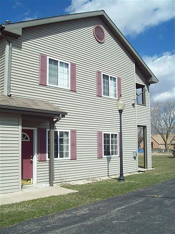 1st image of 107 Waverly Dr