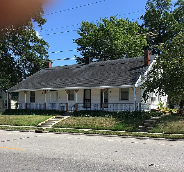3 bed, 1400 sqft, $1,250 — Photo 1