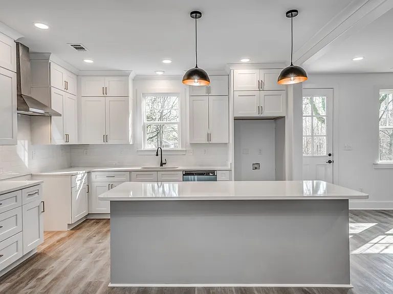 1737 Euclid Ave — Photo 4