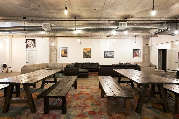 Rented by Bold New York | media 29