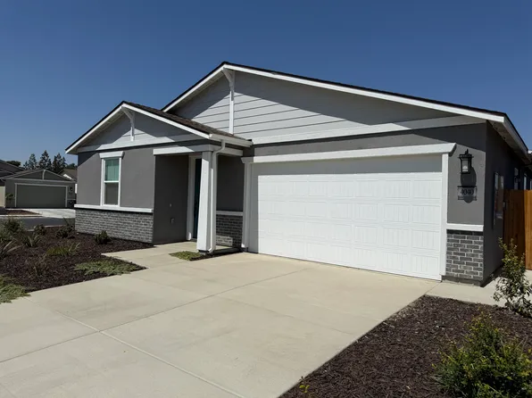 4040 W Babcock Ave, Visalia, CA