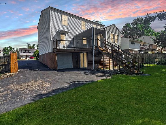 4th image of 303 Scottsdale Dr